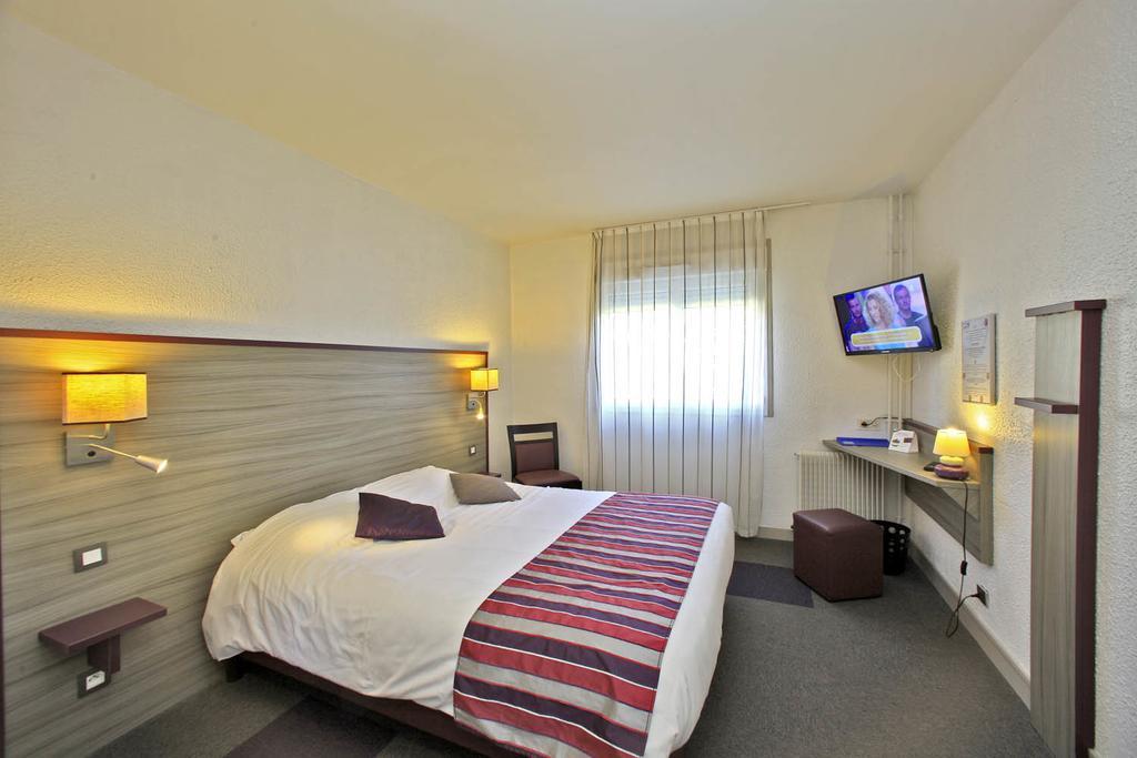 Contact Hotel O'Nice Saintes Εξωτερικό φωτογραφία