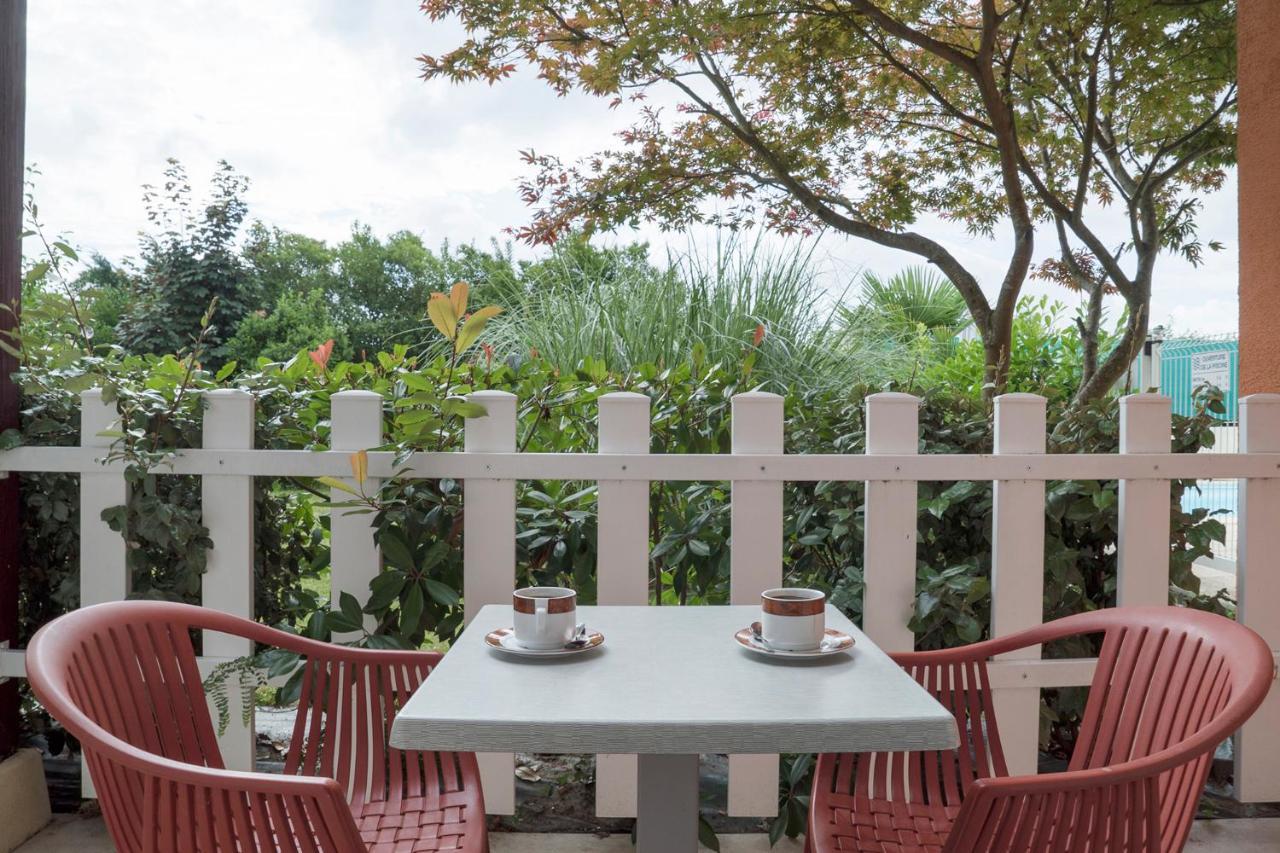 Contact Hotel O'Nice Saintes Εξωτερικό φωτογραφία